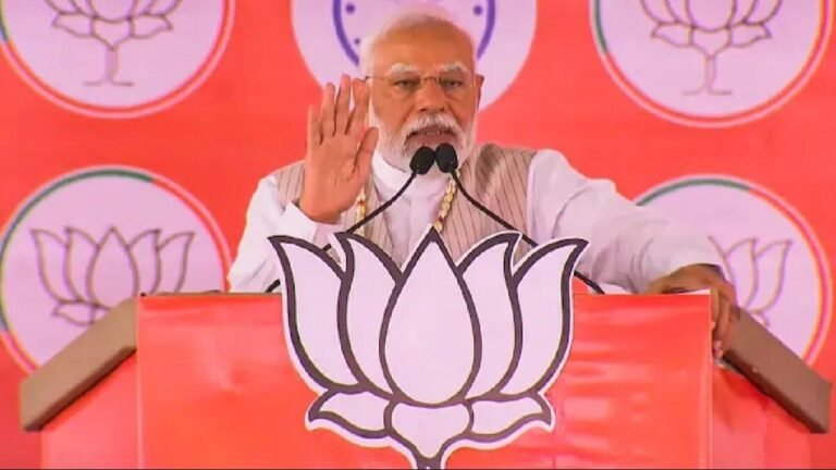 पीएम मोदी का आप  पर हमला: पानी संकट और विकास पर बीजेपी का वादा