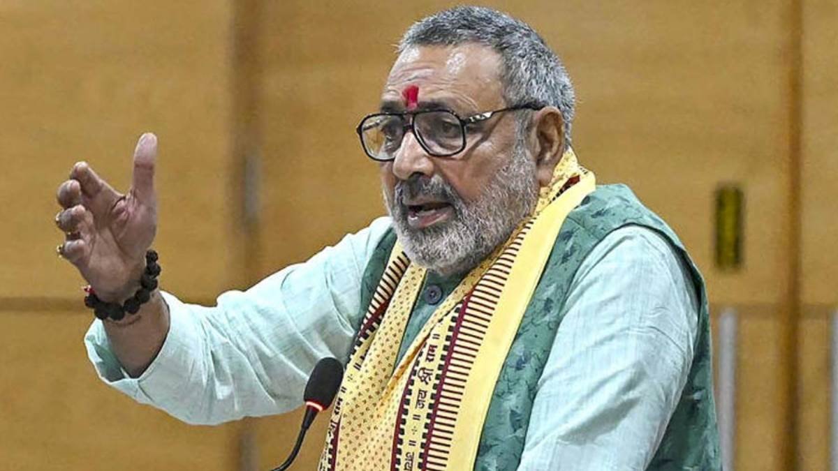 Giriraj Singh: पैगंबर पर बोले तो सिर तन से जुदा, हनुमान पर बोले तो माफी? गिरिराज  सिंह ने उठाए सवाल - Giriraj Singh Teachers Controversial Remarks on Hindu  Deities Spark Outrage in