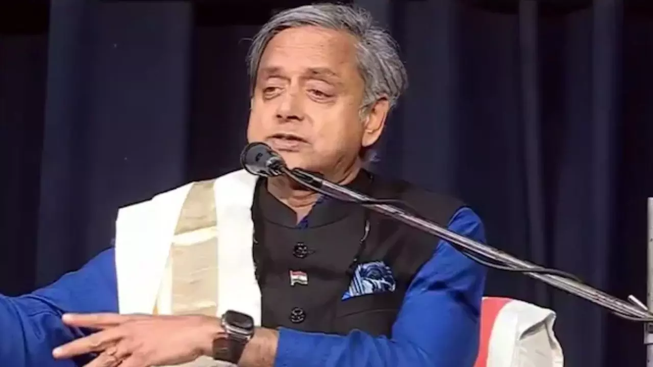 मैं हिंदुस्तान के लिए, अगर भारत ही मर गया, तो कौन बचेगा? कांग्रेस से  वफादारी के सवाल पर ये क्या बोले शशि थरूर Video | Who Lives If India Dies Shashi  Tharoor