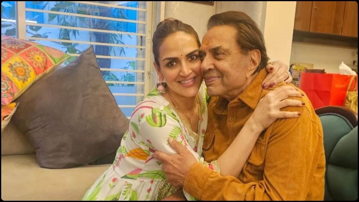 Dharmendra बेटी Esha Deol की 18 साल की उम्र में करवाना चाहते थे शादी,  एक्ट्रेस बोलीं- 'वह रूढ़िवादी थे' - Esha Deol reveals Dharmendra wanted her  to marry at 18 instead of acting