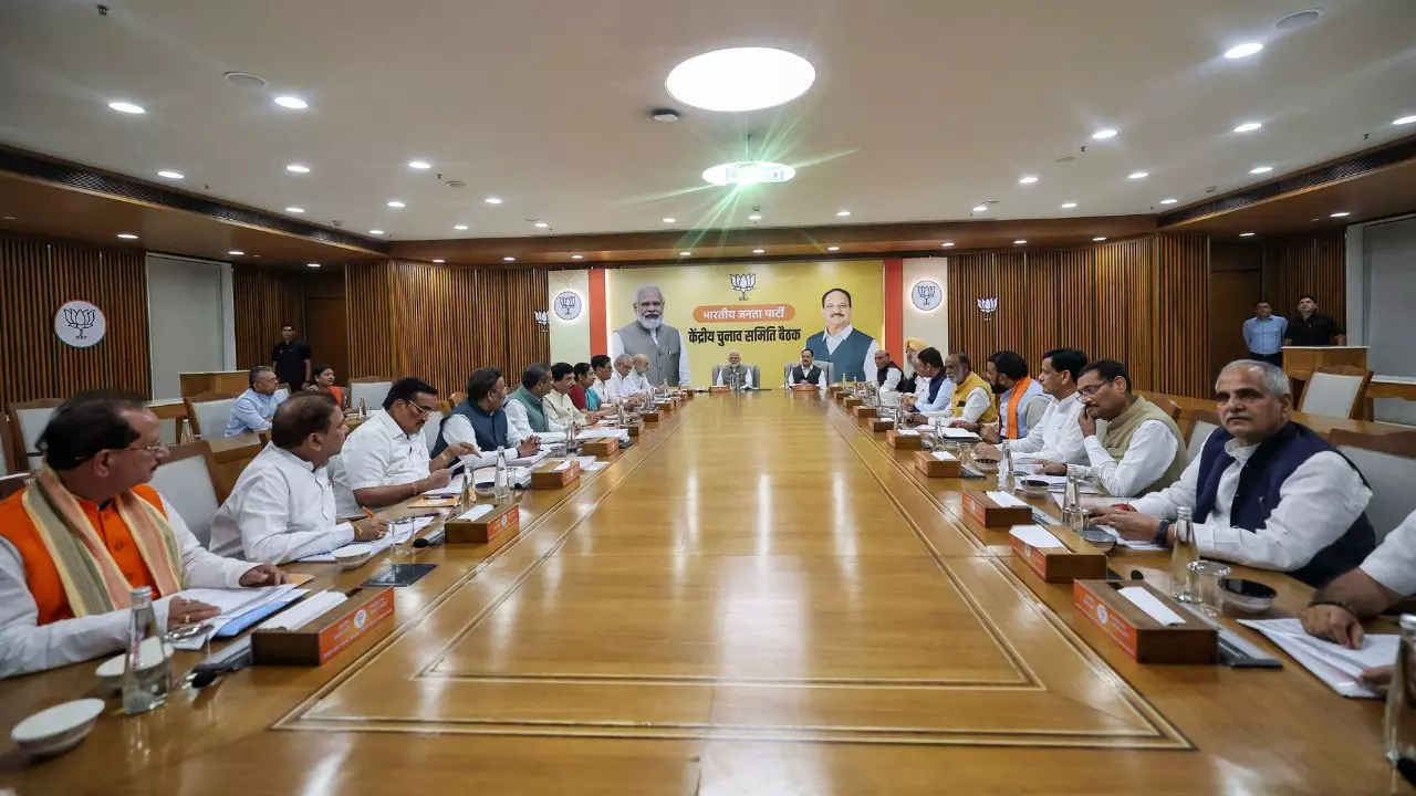 बिहार चुनाव 2025: बीजेपी ने पहली सूची जारी की, 71 उम्मीदवारों के नाम घोषित;  सम्राट चौधरी और मंगल पांडेय को मिला टिकट | Bihar Elections 2025: BJP  releases first list ...