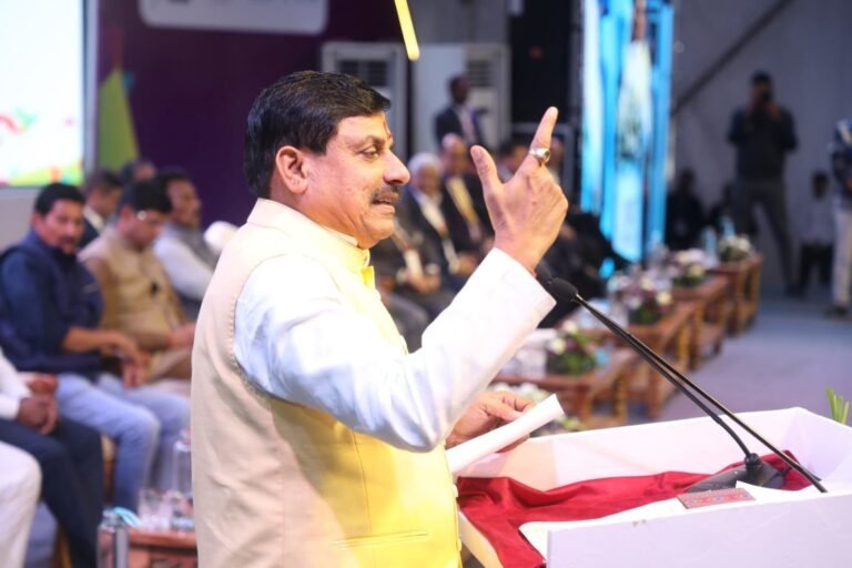 सीएम मोहन यादव ने इंदौर में कहा- बाबा साहब के अपमान पर जीतू पटवारी से राहुल गांधी मंगवाएं माफी