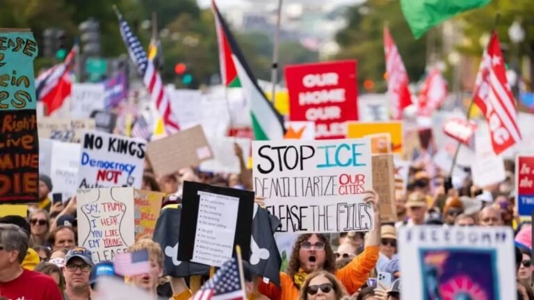 नो किंग्स’ की गूंज: ट्रंप की नीतियों और महंगाई के खिलाफ अमेरिका में सड़कों पर उतरे लाखों लोग