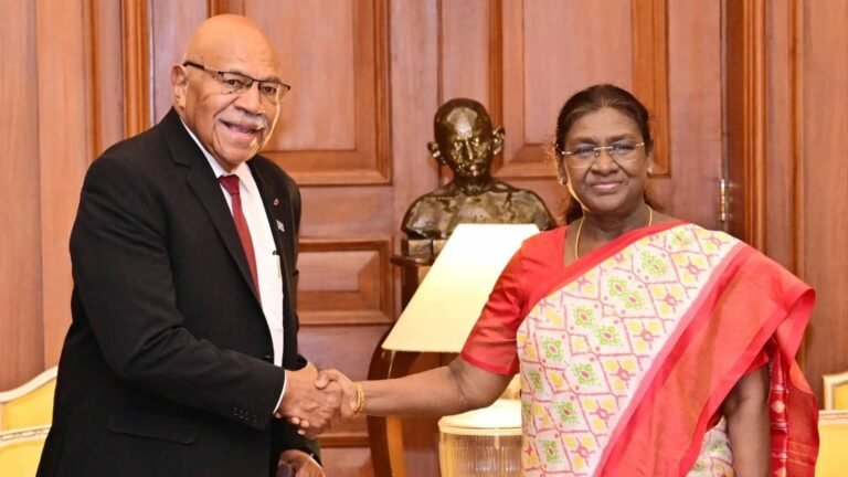 राष्ट्रपति भवन में भारत-फिजी संबंधों पर हुई महत्वपूर्ण बैठक