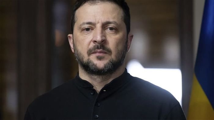 पुतिन के आवास पर ड्रोन हमले के आरोप पर जेलेंस्की का पलटवार: “शांति वार्ता पटरी से उतारने की रूसी चाल”