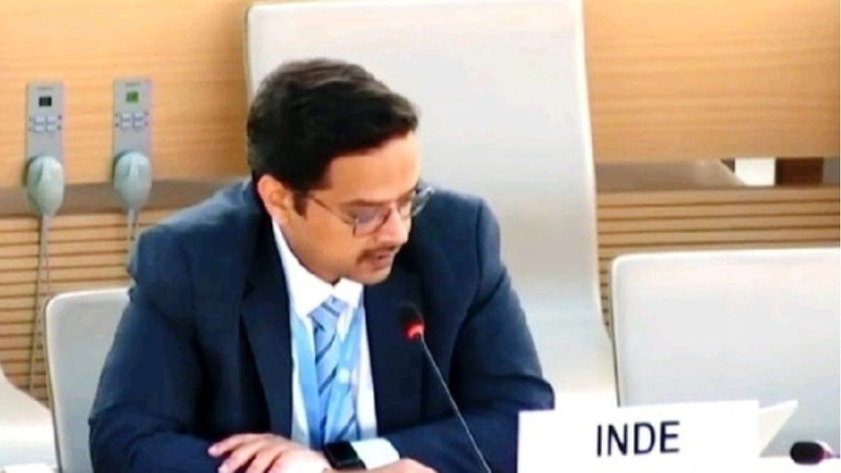 UN में पाक को धोया, कश्मीर राग अलापने पर सुनाई खरी-खरी; कौन हैं क्षितिज  त्यागी जिनकी खूब हो रही चर्चा? - Who is Kshitij Tyagi who slammed Pakistan  in UN geneva meet reprimanded on India pak Kashmir issue