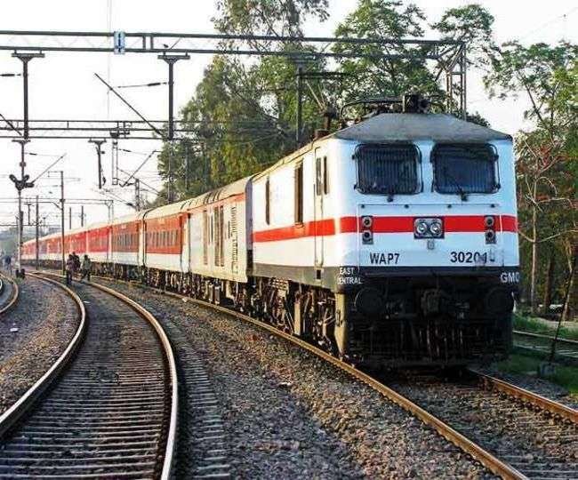 Indian Railway: यात्रीगण कृपया ध्यान दें, अब यात्रा से पहले देना होगा ये  विवरण, जान लें क्या है नया नियम - Indian Railway Complete information has  to be given in the reservation