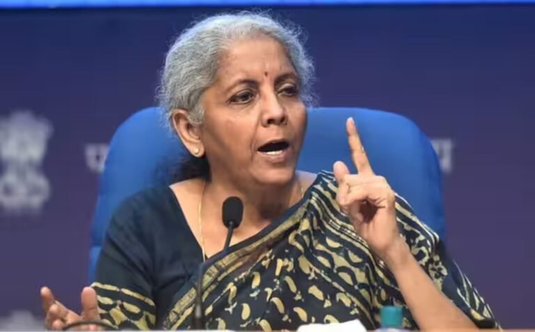 रुपए का सिंबल बदलने को लेकर स्टालिन सरकार पर भड़कीं निर्मला सीतारमण, कहा-खतरनाक मानसिकता का संकेत