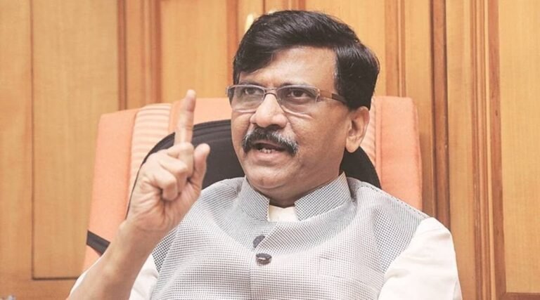 महाराष्ट्र का रुझान देख आग-बबूला हुए संजय राउत, बोले-कुछ तो गड़बड़ है, यह जनता का मत नहीं