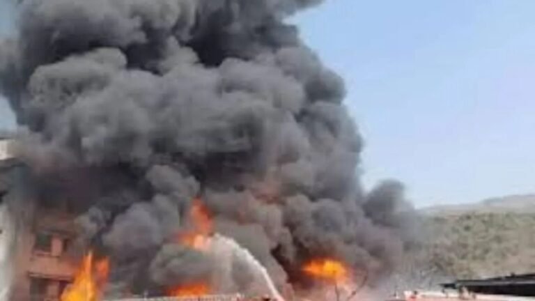 राजस्थान के भिवाड़ी में केमिकल फैक्ट्री में भीषण धमाका: आग की लपटों में घिरे मजदूर, कई की मौत की आशंका