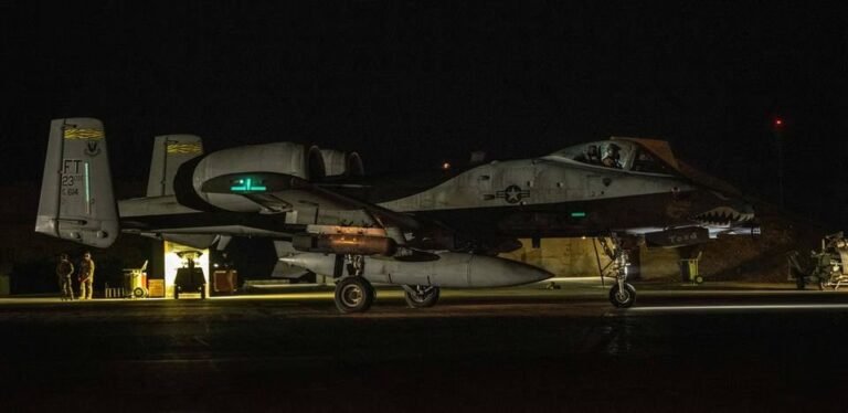 ISIS पर अमेरिका का निर्णायक प्रहार: सीरिया में 90 से ज्यादा हवाई हमले, 35 आतंकी ठिकाने तबाह