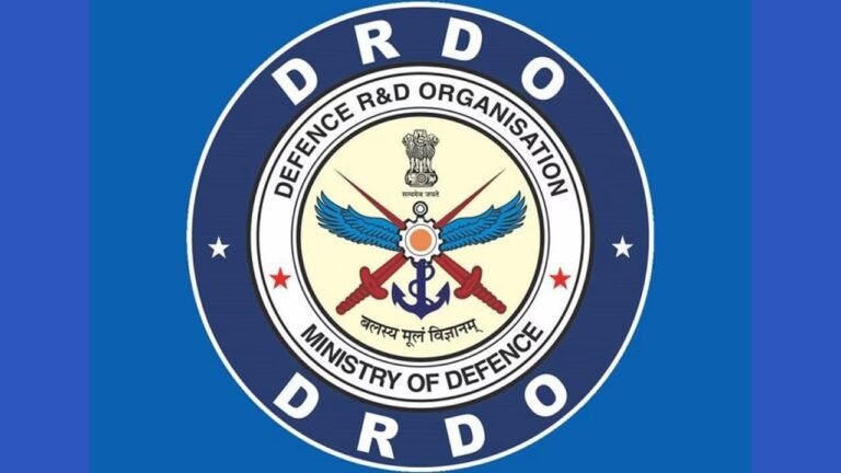 रक्षा क्षेत्र में बड़ी उपलब्धि: DRDO ने तीनों सेनाओं को सौंपी 7 नई स्वदेशी तकनीकें, आत्मनिर्भर भारत को मिलेगा बल