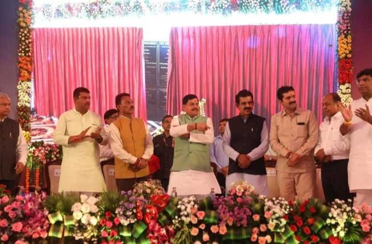 सीएम मोहन यादव ने कहा-विकास के हर दौर में अग्रणी बना रहेगा इंदौर, स्नेह धाम के लोकार्पण के साथ ही करोड़ों के विकास कार्यों की शुरुआत