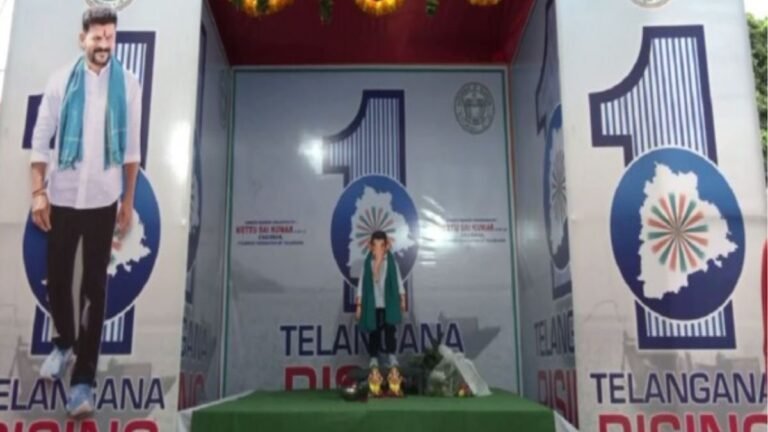 हैदराबाद में गणेश प्रतिमा को दे दिया तेलंगाना के सीएम का लुक, जींस, टी-शर्ट के साथ हरा दुप्पटा भी डाला, विपक्ष ने मचाया बवाल