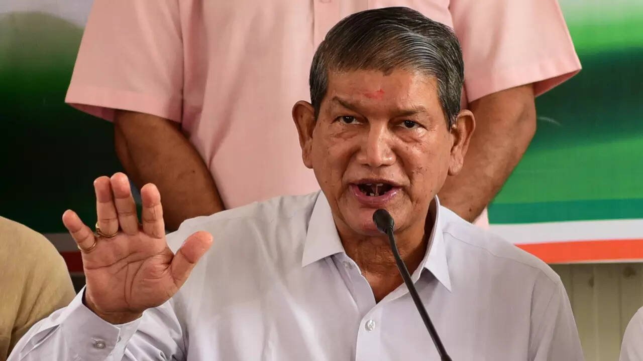Uttarakhand: Ahead of polls, Harish Rawat alleges 'non-co-operation from party organisation', hints at quitting | Dehradun News - Times of India