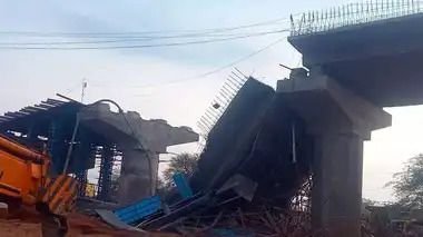 शिवपुरी में निर्माणाधीन ओवरब्रिज का हिस्सा गिरा, 6 मजदूर घायल 