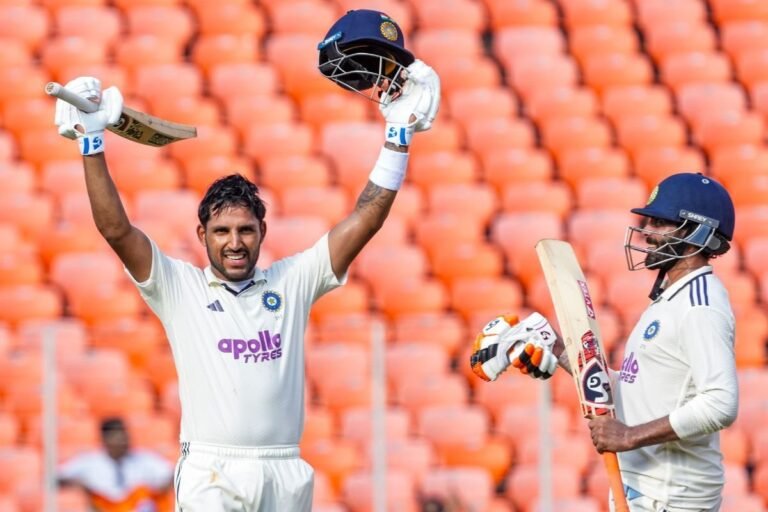 भारत बनाम वेस्टइंडीज़: पहले टेस्ट के दूसरे दिन भारत की मजबूत पकड़