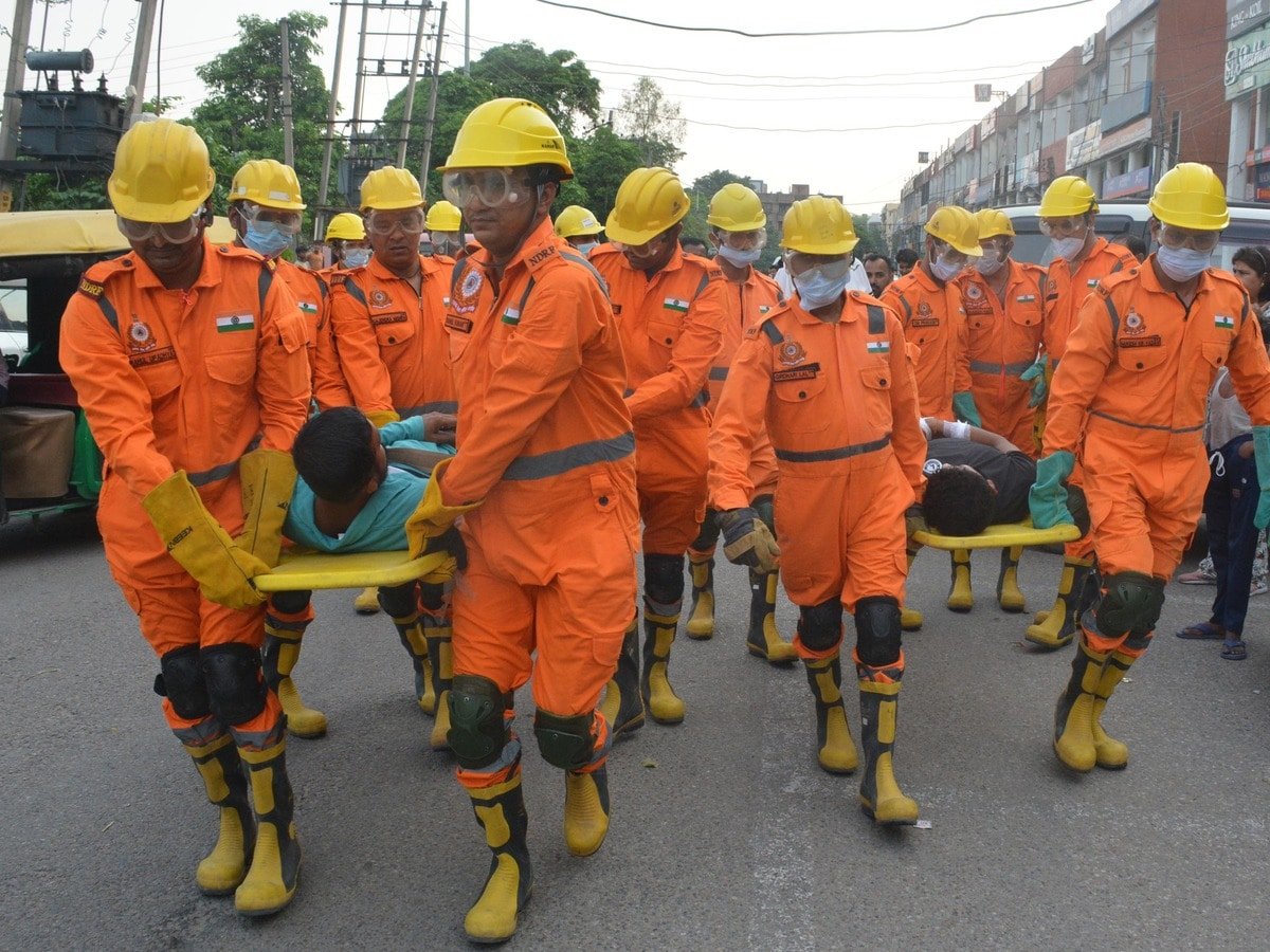 Operation Sindoor Civil Defence Mock Drill In 4 States Bordering Pakistan  Tomorrow ऑपरेशन सिंदूर के हफ्तों बाद फिर ऐक्शन, पाकिस्तान से सटे चार राज्यों  में कल होगी मॉक ड्रिल, India ...