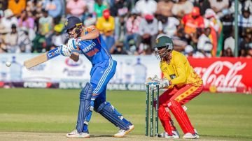 नई दिल्ली14जुलाई24*भारत ने 4-1 से टी20 सीरीज जीती, जिम्बाब्वे को आखिरी मैच  में 42 रनों से हराया* - UPAAJTAK