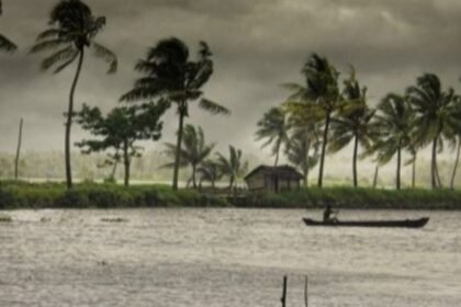 देशभर में मानसून का असर: 6 राज्यों में रेड अलर्ट, कई राज्यों में भारी बारिश  से जनजीवन प्रभावित | Mirror Media