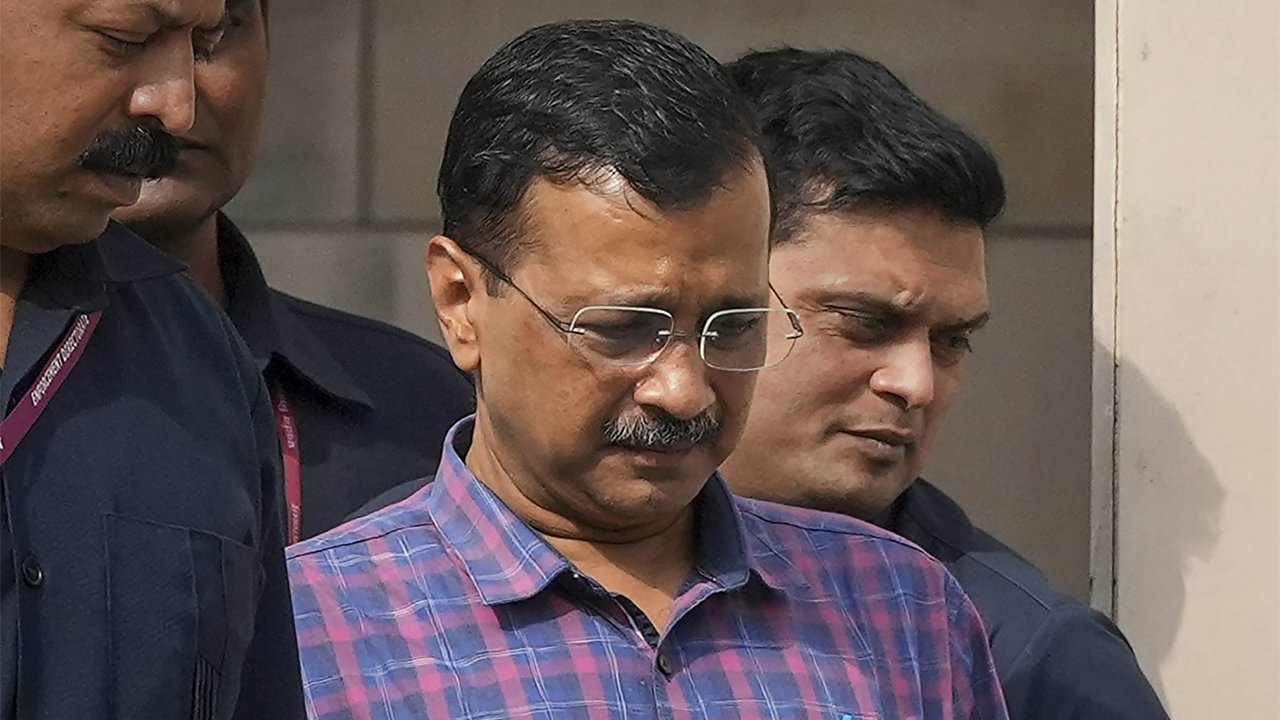 अरविंद केजरीवाल को तगड़ा झटका, शराब घोटाला केस में ED के बाद CBI ने भी किया  गिरफ्तार