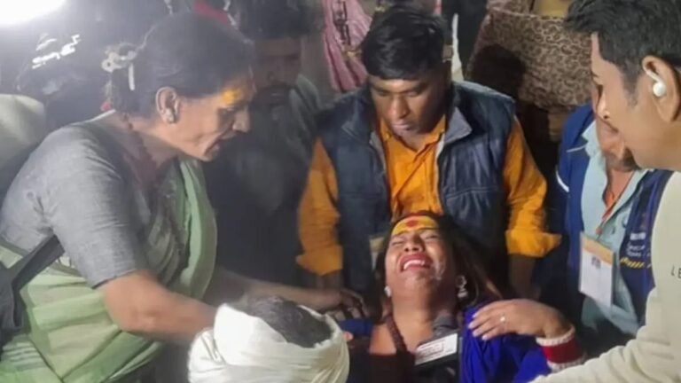 महाकुंभ में किन्नर अखाड़े की महामंडलेश्वर कल्याणी नंद गिरी उर्फ छोटी मां पर हमला, तीन शिष्य भी घायल