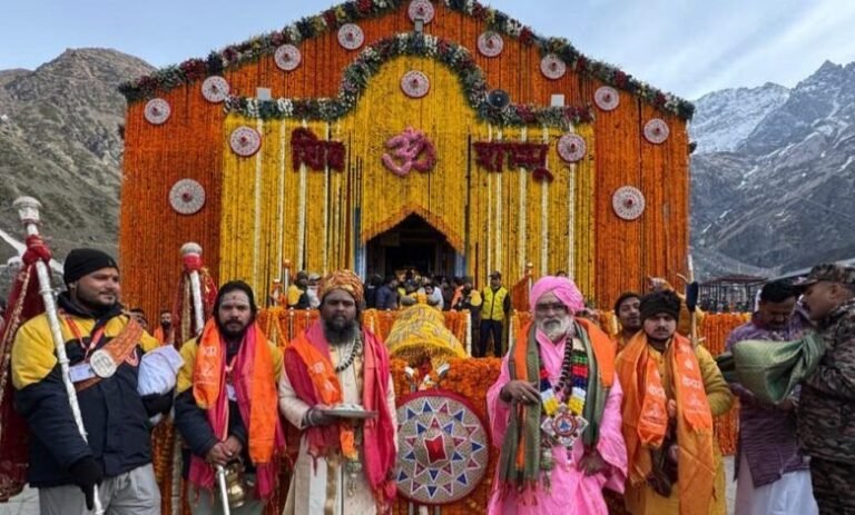 केदारनाथ धाम के कपाट वृष लग्न में श्रद्धालुओं के लिए खोल दिए गए, पीएम मोदी के नाम हुई पहली पूजा