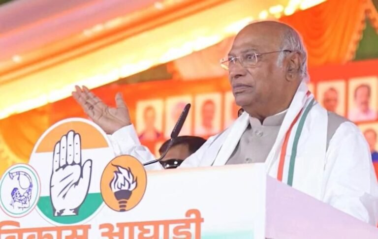महाराष्ट्र में पीएम मोदी और यूपी के सीएम योगी पर भड़के खड़गे, कहा-भाजपा या संघ की स्वतंत्रता आंदोलन में कोई भूमिका नहीं
