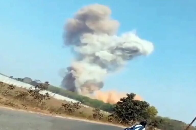 महाराष्ट्र के भंडारा में आयुध फैक्टरी में विस्फोट, 8 की मौत, 7 घायल