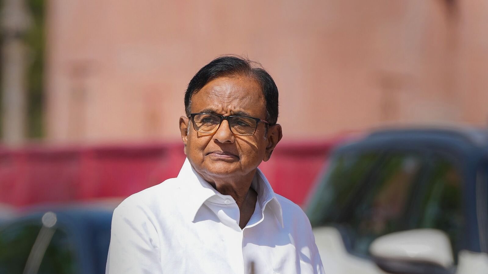 लोकसभा चुनाव 2024: पीएम मोदी के 'अंबानी-अडानी' तंज की जांच की मांग पर  चिदंबरम ने कहा, उनकी चुप्पी अशुभ है | पुदीना