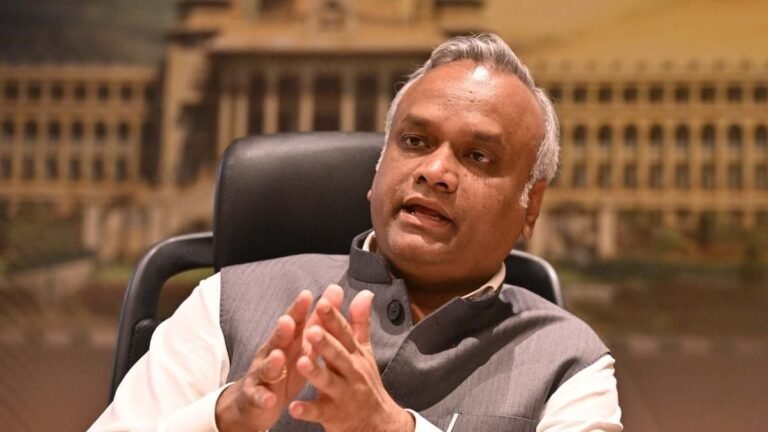 कांग्रेस अध्यक्ष मल्लिकार्जुन खड़गे के बेटे प्रियांक खड़गे संघ की शाखाओं पर लगाना चाहते हैं बैन, सीएम को लिखी चिट्ठी