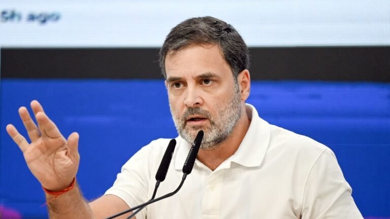 मणिपुर के सीएम बीरेन सिंह के इस्तीफे के बाद राहुल गांधी का पीएम मोदी पर निशाना, कहा-हिंसा के बावजूद नहीं हटाया