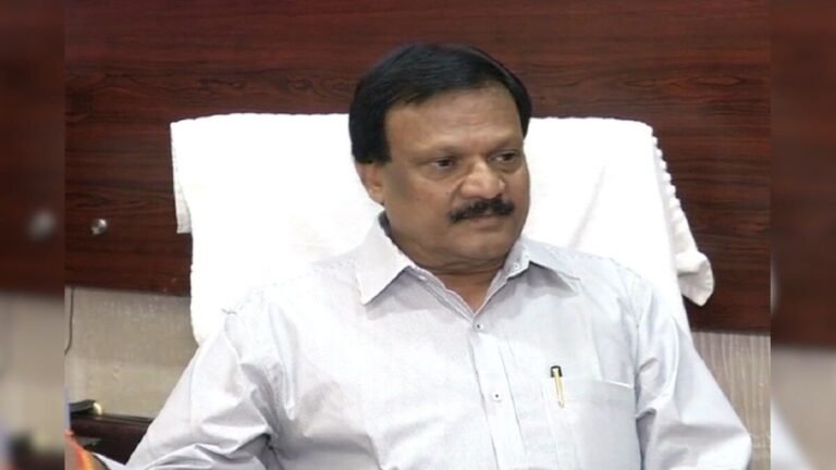 कांग्रेस नेता सज्जन सिंह वर्मा का भाजपा पर निशाना, कहा-भाजपा नेताओं ने सड़क को भी बेडरूम बना दिया