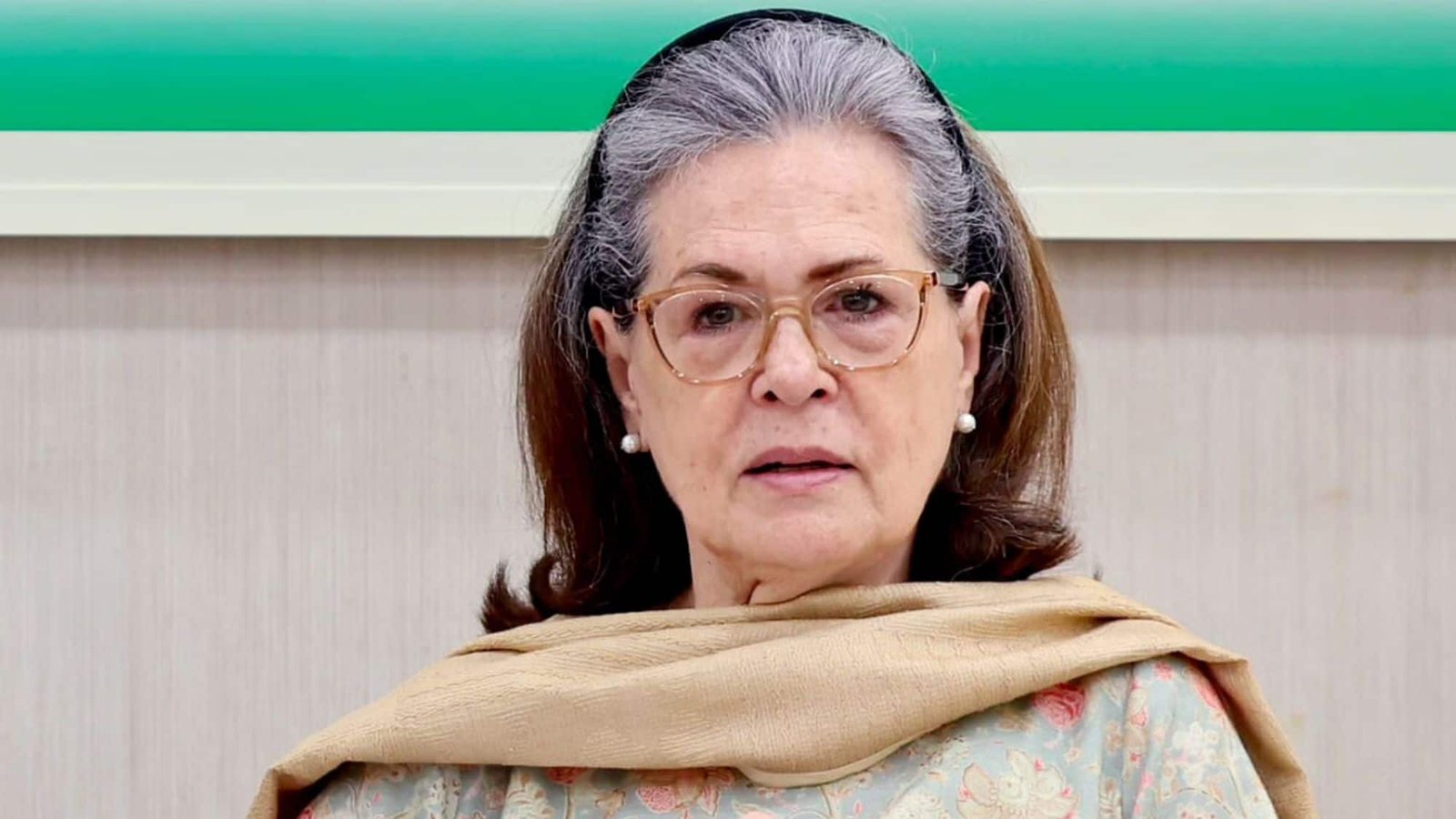 सोनिया गांधी का लेख: भारत ईरान-इजराइल संघर्ष में बन सकता है शांति का दूत, 1 Sonia Gandhi : कांग्रेस नेता सोनिया गांधी की तबीयत बिगड़ी, अस्पताल में काराई गईं भर्ती - congress leader sonia gandhi admitted to the hospital in delhi | Moneycontrol Hindi