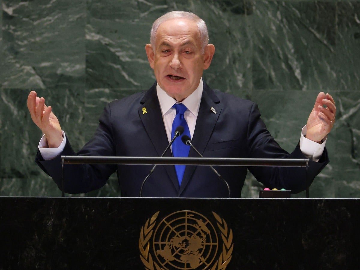 Benjamin Netanyahu vowed to achieve victory Airstrikes In Beirut Missiles  Hit Israel City हम रुकने वाले नहीं, बेंजामिन नेतन्याहू ने खाई जीत की कसम;  हमले की बरसी पर गरजे इजरायली ...