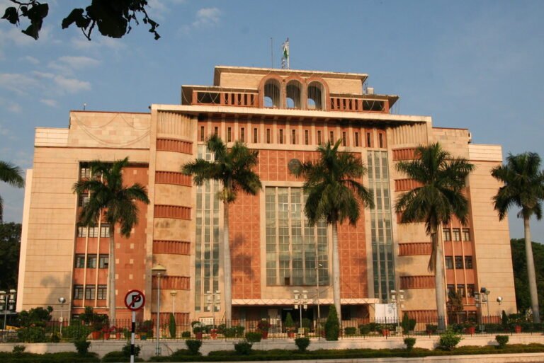 मध्यप्रदेश में 26 आईएएस के तबादले, कई जिलों के कलेक्टर बदले, प्रतिभा पाल को सागर और एमपीपीएससी की सचिव राखी सहाय को उमरिया की जिम्मेदारी, धार से भोपाल पहुंचे प्रियंक मिश्र