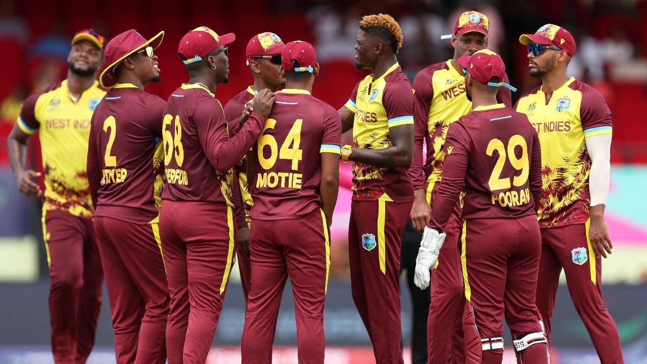T20 Wc 2024: रोस्टन चेज की पारी से वेस्टइंडीज की जीत से शुरुआत, PNG को पांच  विकेट से हराया