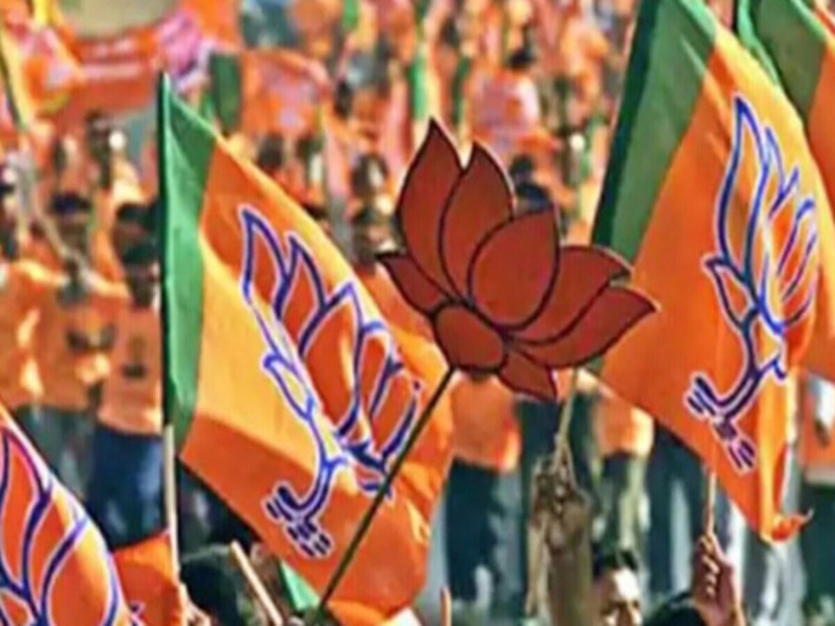 suspense continues on tickets of many big names of bjp in 24 seats of up next list will come soon - यूपी की 24 सीटों में बीजेपी के कई बड़े नामों के