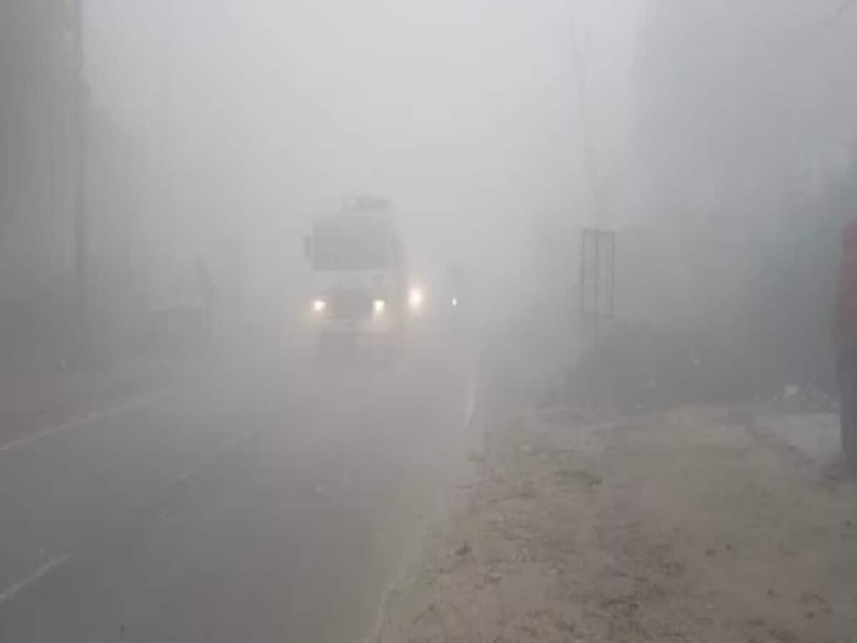 UP Weather Today Winter Forecast Coldwave Dense Fog Alert Issued by IMD  temperature to improve after two days UP Weather Today: यूपी में कड़ाके की  ठंड का अलर्ट जारी, घने कोहरे के