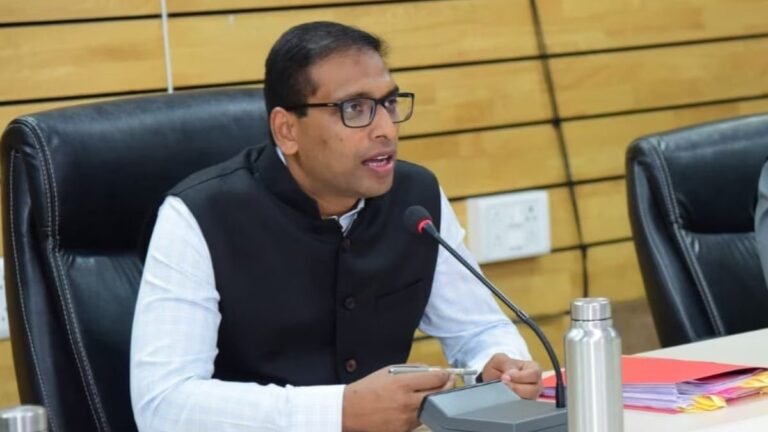 मिड करियर ट्रेनिंग के लिए प्रदेश के 53 आईएएस अफसरों का चयन, इंदौर कलेक्टर आशीष सिंह का भी नाम, अब तक प्रशिक्षण से बचते रहे हैं ये अधिकारी