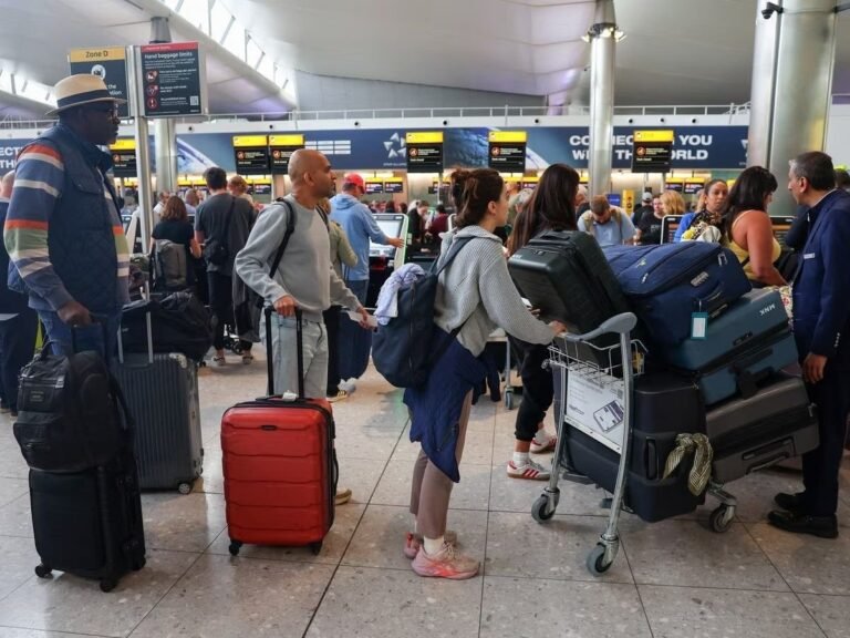 यूरोप के कई एयरपोर्ट पर साइबर अटैक, चेक-इन सिस्टम ठप, सैकड़ों फ्लाइट हुई लेट, यात्री हो रहे परेशान