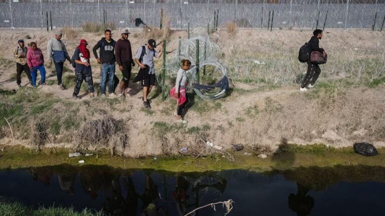 ट्रंप प्रशासन की नई नीति: अवैध अप्रवासियों को निर्वासन से पहले संघीय जेलों में रखा जा रहा!