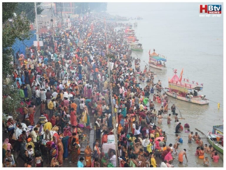 रामनगरी अयोध्या में कार्तिक पूर्णिमा स्नान का पर्व, सरयू तट पर श्रद्धा और रोशनी का संगम