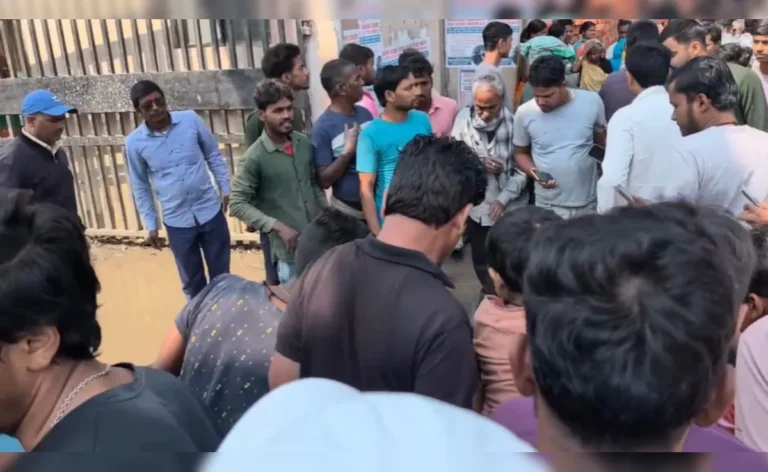 बिहार के अररिया में पार्किंग विवाद में सत्तू वाले ने काट दी पिकअप ड्राइवर की गर्दन, भीड़ ने हत्यारे को भी मार डाला