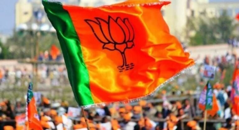 इंदौर भाजपा में अब महामंत्री पद को लेकर खींचतान, अपने समर्थकों के लिए जुटे विधायक, कई दावेदारों ने वरिष्ठ नेताओं के भरोसे संभाला मैदान