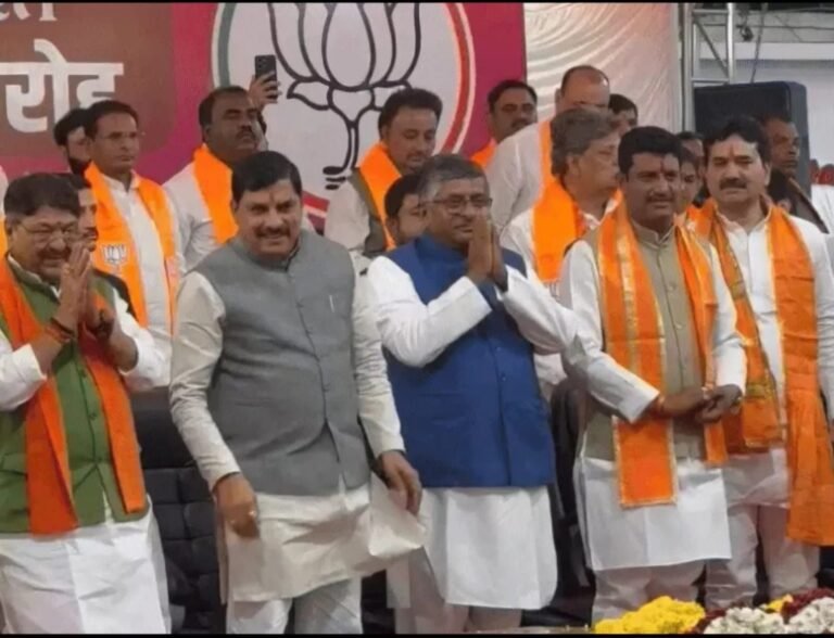 इंदौर में मना बिहार दिवस, सीएम बोले- असंभव से असंभव काम करने वाला बिहार से आता है, रविशंकर प्रसाद ने भी किया संबोधित