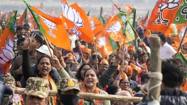अब 20 फरवरी को शपथ लेंगे दिल्ली के नए मुख्यमंत्री, रामलीला मैदान में होगा शपथ ग्रहण समारोह, सीएम फेस पर मंथन में जुटी भाजपा