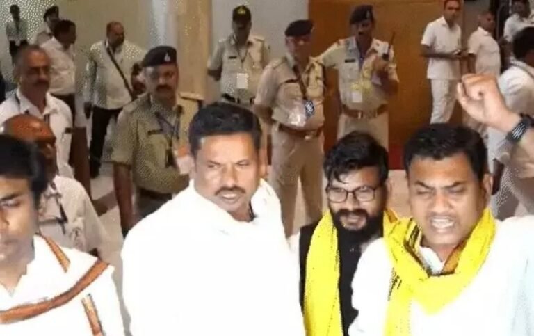 विधानसभा में मंडला में नक्सली एनकाउंटर को लेकर कांग्रेस का हंगामा, कैग रिपोर्ट में कई गड़बड़ी का खुलासा