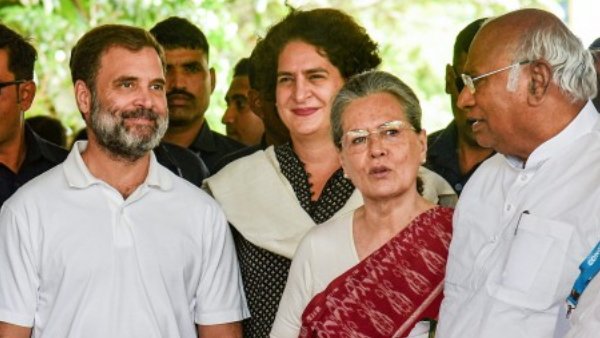 लोकसभा चुनाव: रायबरेली सीट पर कांग्रेस को सता रहा है डर? ये है इसकी वजह |  Lok Sabha Elections: Raebareli seat Is Congress worried about? reason,  hindi news - Hindi Oneindia