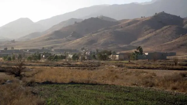 पाकिस्तान में 30 एकड़ ज़मीन को लेकर सांप्रदायिक हिंसा, 43 लोगों की मौत -  BBC News हिंदी